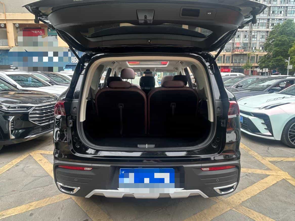 undefined undefined 2022-photo-9
