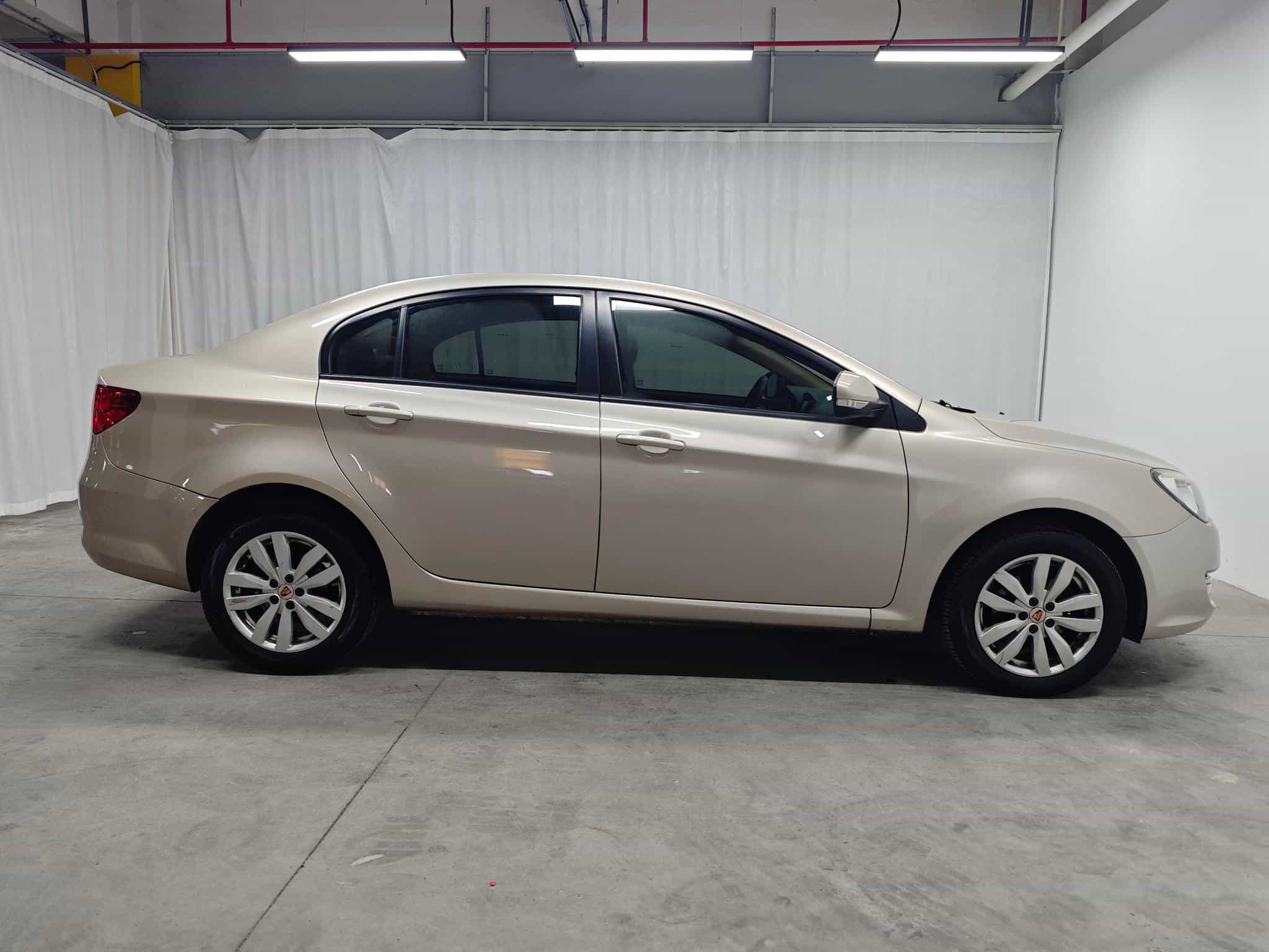 undefined undefined 2014-photo-8
