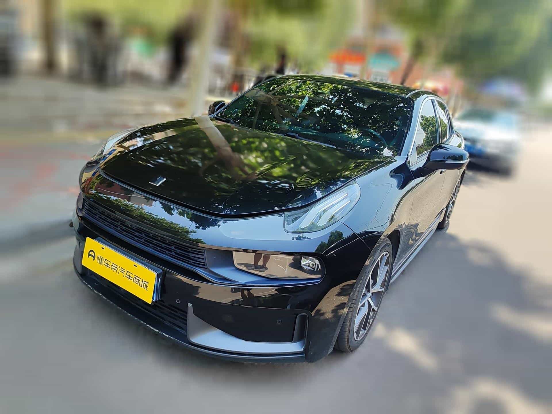 undefined undefined 2019-photo-1