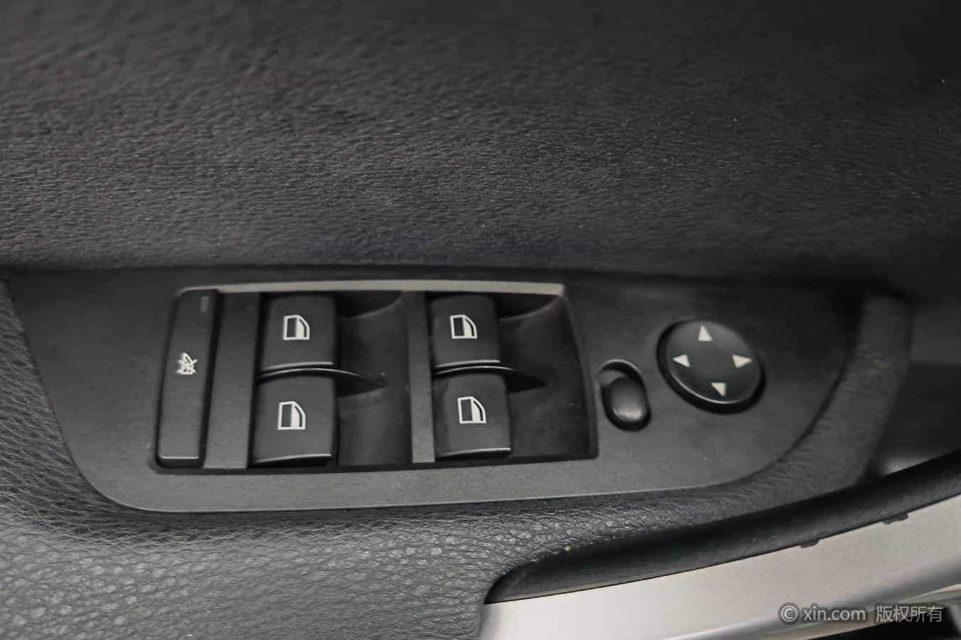 undefined undefined 2012-photo-12