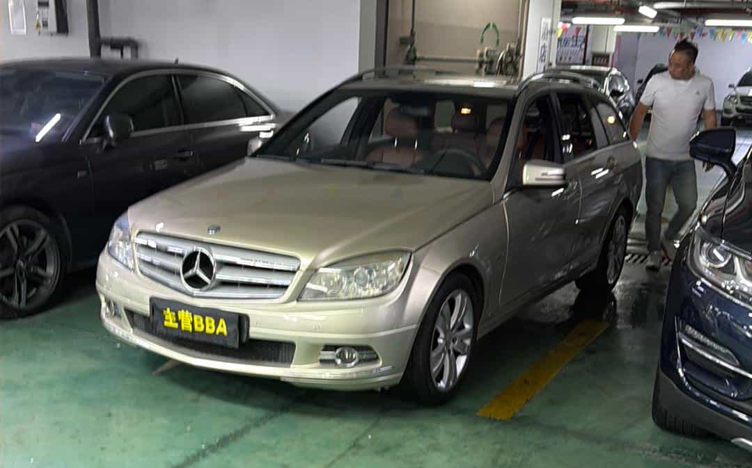 undefined undefined 2011-photo-1