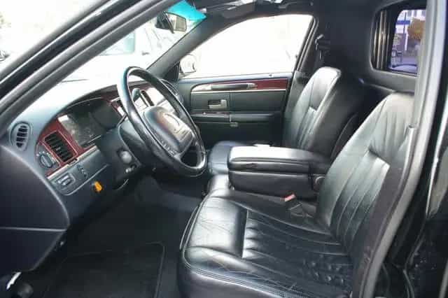 Lincoln Town Car *Kristal-Coach*Stretch-Limo*Tv*etc.. 12/2002-photo-8