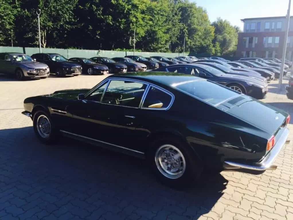Aston Martin DBS V8 Coupe neu Restauriert 10/1970-photo-2