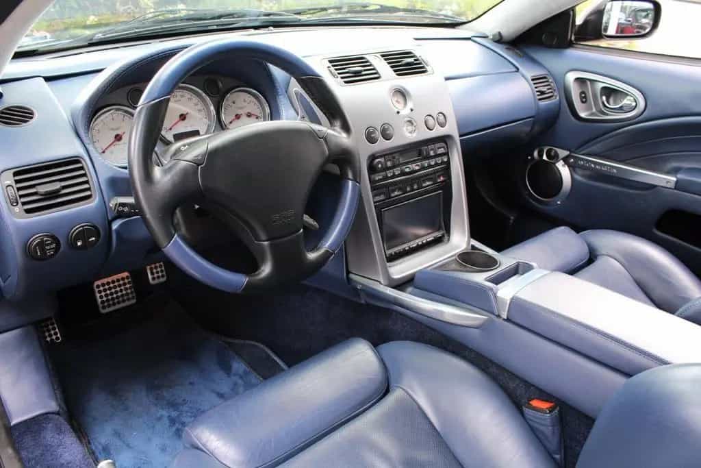 Aston Martin Vanquish V12 2+2 - dt. Fzg. - gr. KD neu 04/2004-photo-9