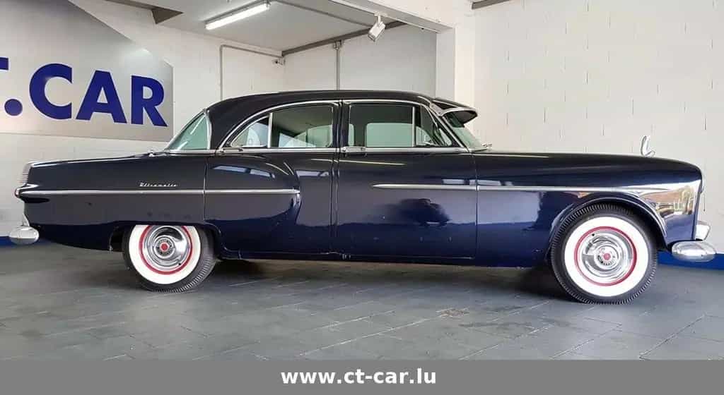 Packard Other 300 Touring Wagon 06/1951-photo-3