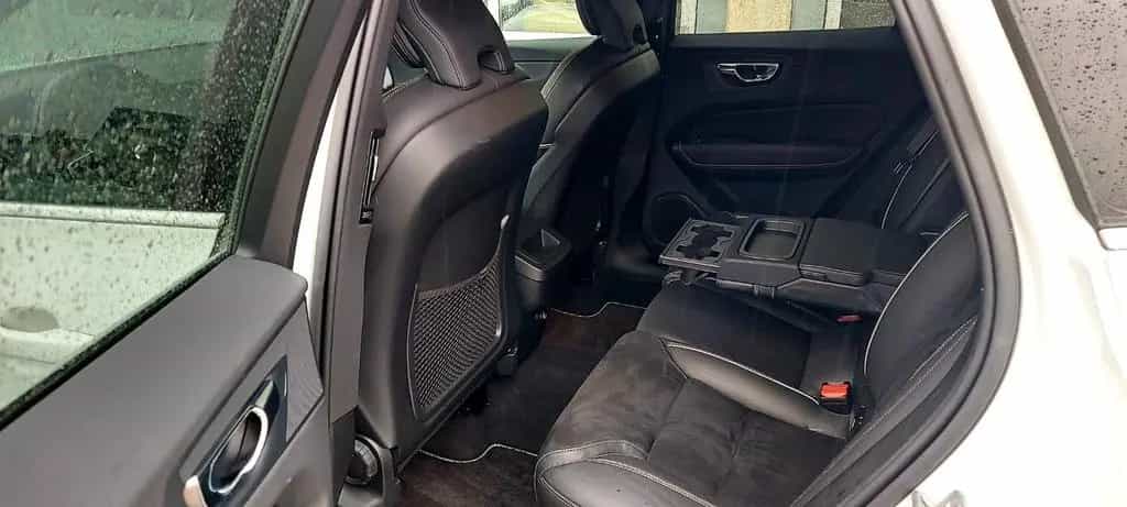Volvo XC60 R-Design T5 Geartronic 2WD 07/2019-photo-10