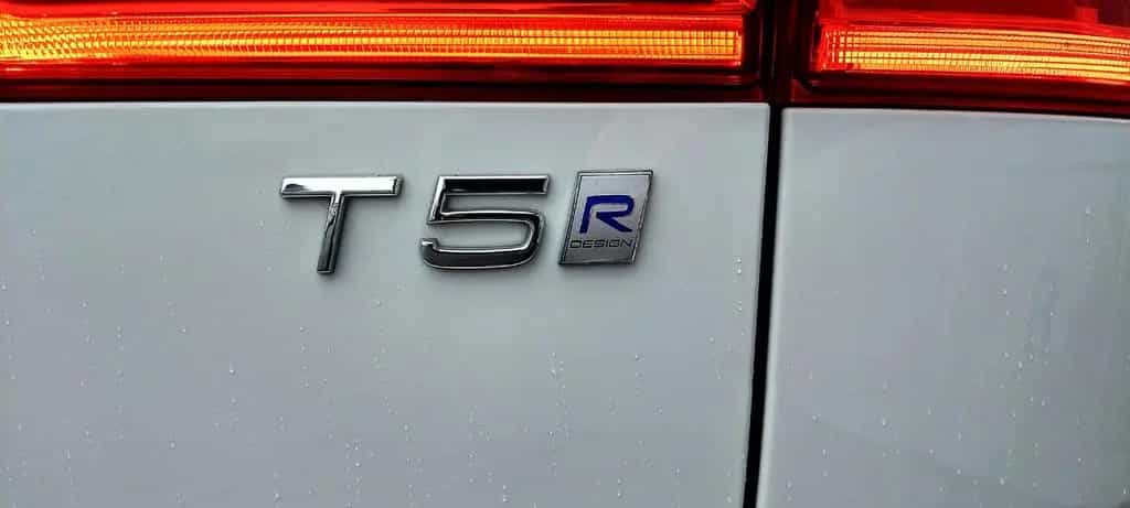Volvo XC60 R-Design T5 Geartronic 2WD 07/2019-photo-14