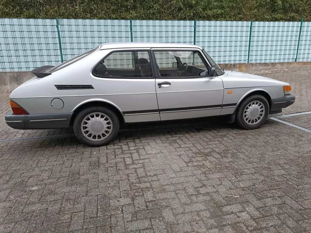 Saab 900 turbo 03/1987-photo-11
