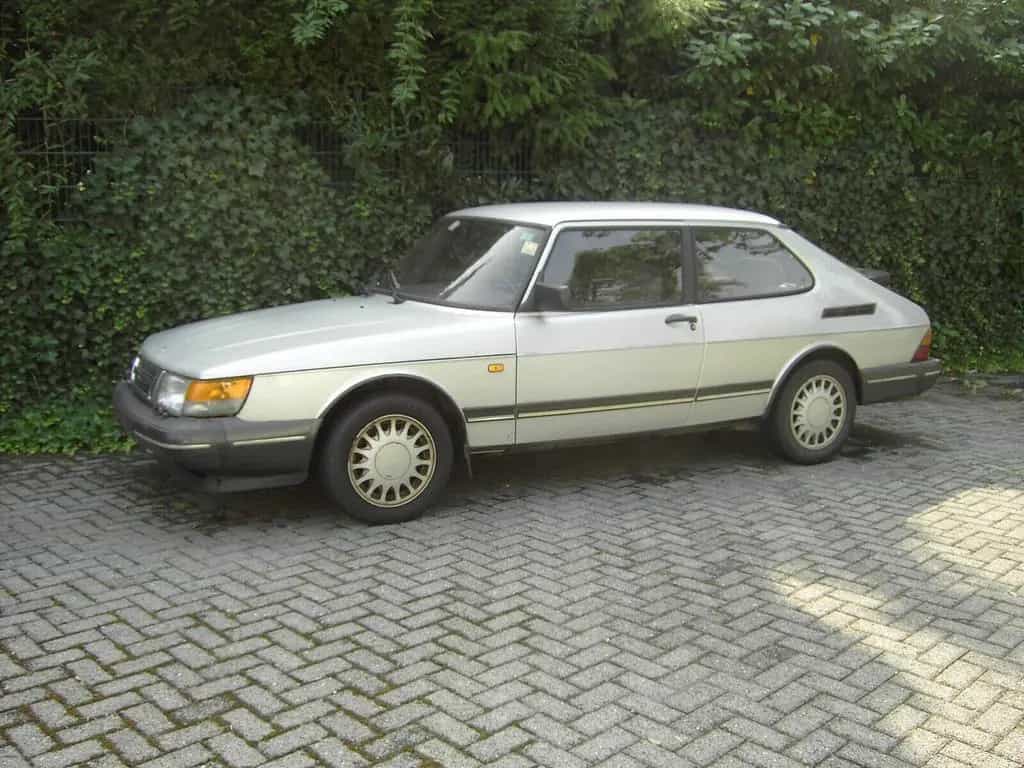 Saab 900 turbo 03/1987-photo-2