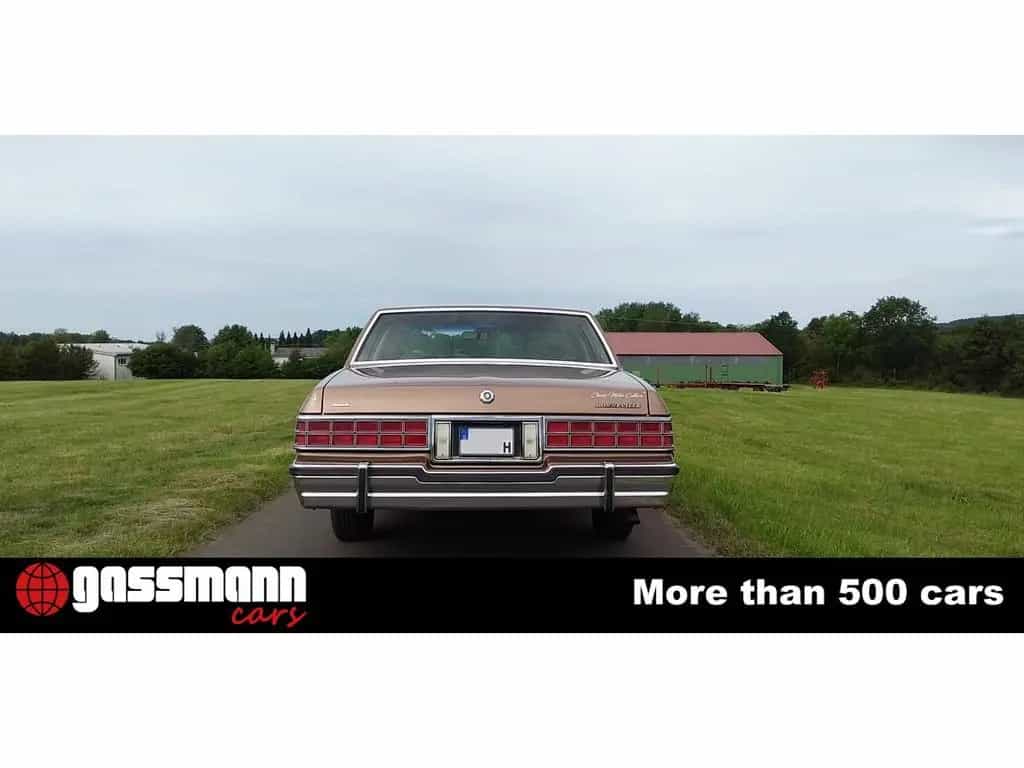 Pontiac Bonneville , 4-Door Sedan 06/1981-photo-5