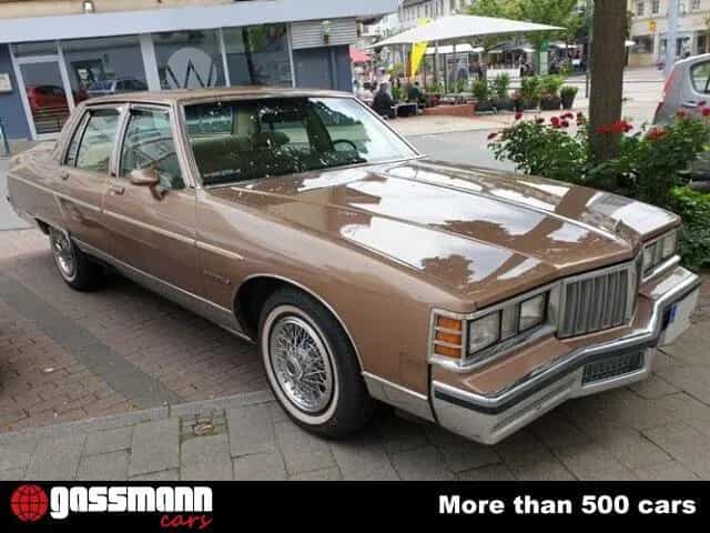 Pontiac Bonneville , 4-Door Sedan 06/1981-photo-7