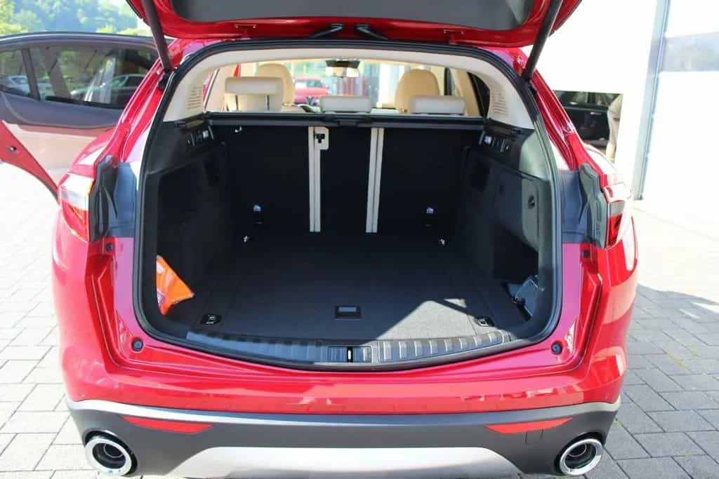 Alfa Romeo Stelvio Lusso Voll AHK, LederArmaturen 09/2019-photo-12