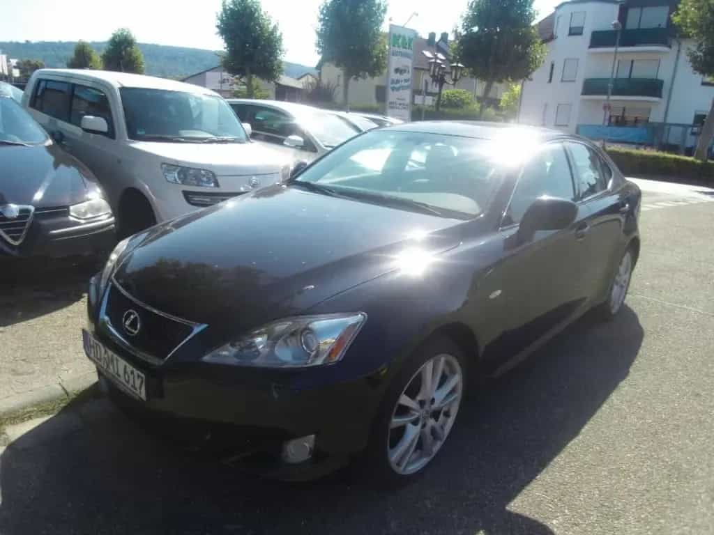 Lexus IS 220 d Luxury DPRN Navi Klima Neue Tüv 04/2006-photo-0