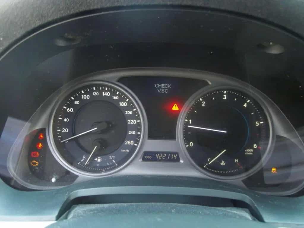 Lexus IS 220 d Luxury DPRN Navi Klima Neue Tüv 04/2006-photo-10