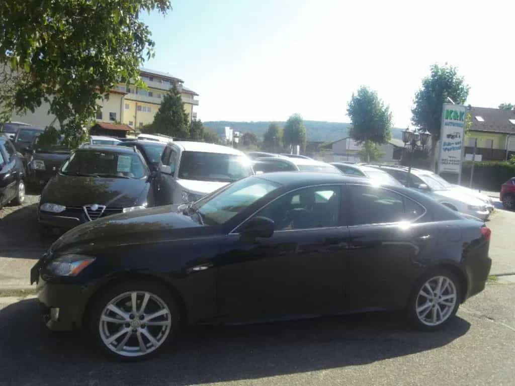 Lexus IS 220 d Luxury DPRN Navi Klima Neue Tüv 04/2006-photo-4