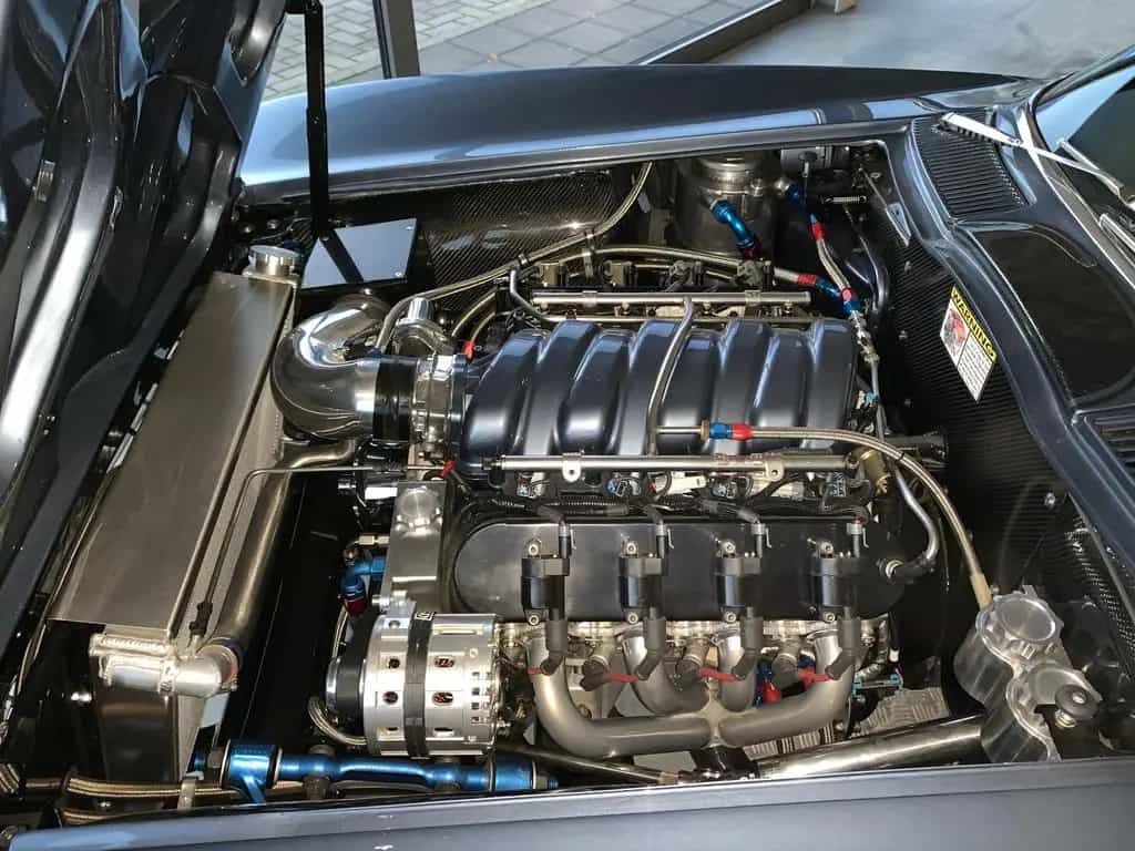 Corvette C2 mit Z06 -Motor Getriebe Dodge Viper EINMALIG 07/1965-photo-7