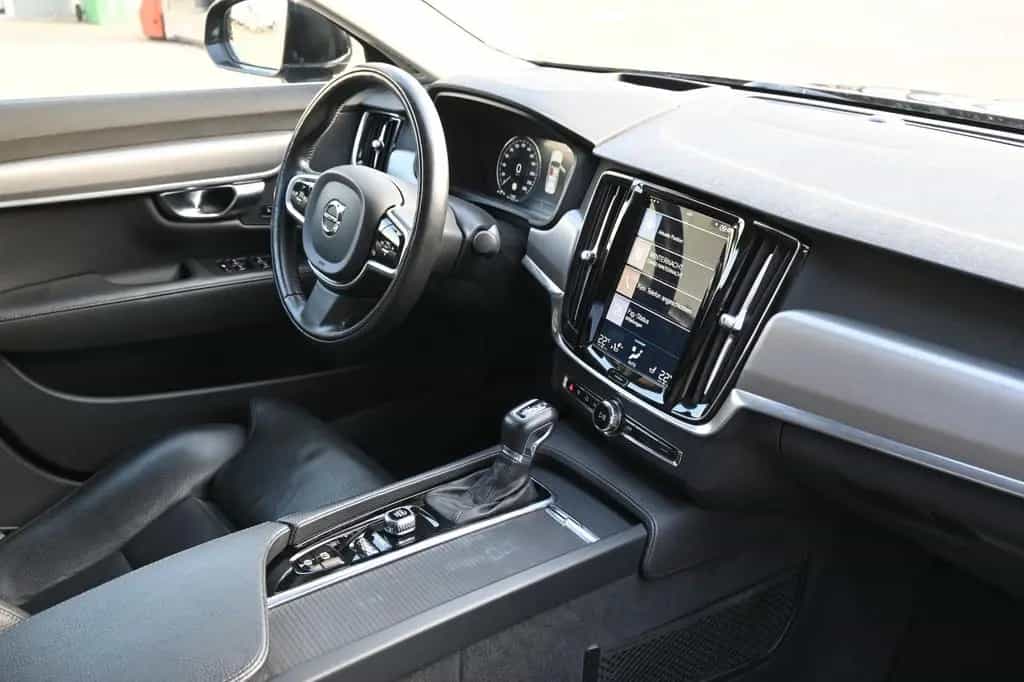 Volvo S90 **Mietkauf** S90 T5 Lim*Mom*LED*Navi*STHZ*Miete 09/2017-photo-17