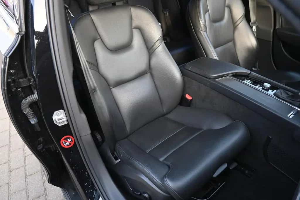 Volvo S90 **Mietkauf** S90 T5 Lim*Mom*LED*Navi*STHZ*Miete 09/2017-photo-18