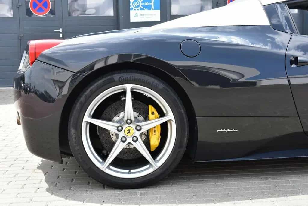 Ferrari 458 Italia Spider*Lift*Cam*AFS*MIETKAUF 06/2013-photo-10