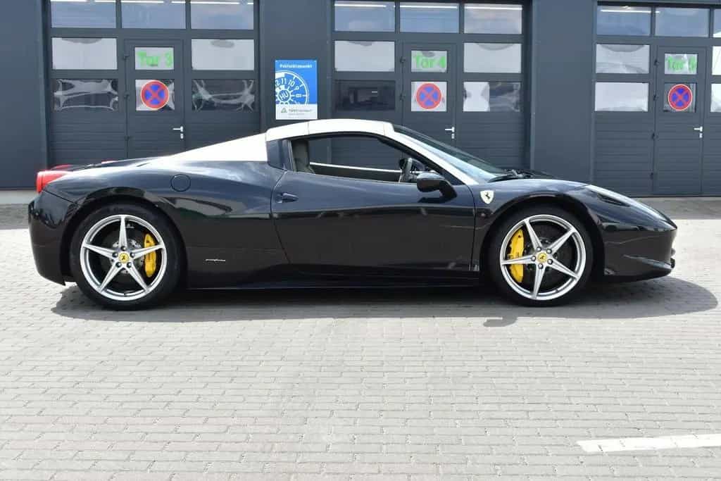 Ferrari 458 Italia Spider*Lift*Cam*AFS*MIETKAUF 06/2013-photo-4