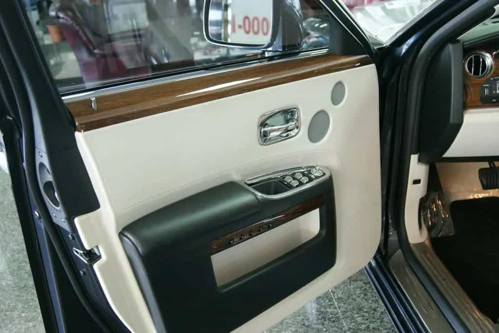 Rolls-Royce Ghost SWB V12+Panoroof+Comfort Entry+Theatre 05/2014-photo-14