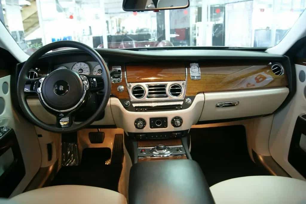 Rolls-Royce Ghost SWB V12+Panoroof+Comfort Entry+Theatre 05/2014-photo-22