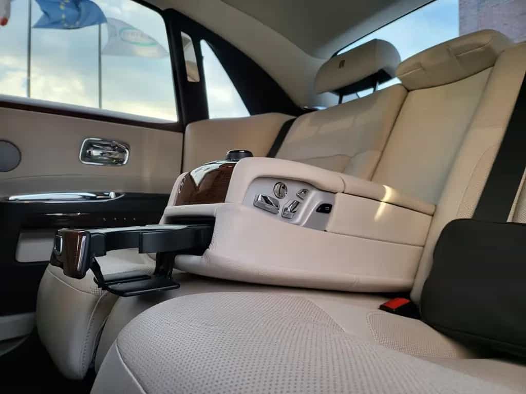 Rolls-Royce Ghost SWB V12+Panoroof+Comfort Entry+Theatre 05/2014-photo-28