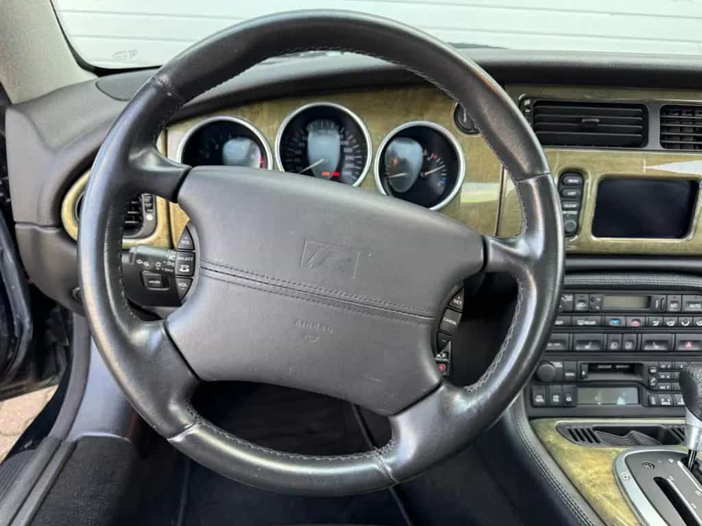 Jaguar XKR 100 LIMITED EDITION SPORT/12-WEGE/TEMPOMAT 04/2002-photo-23
