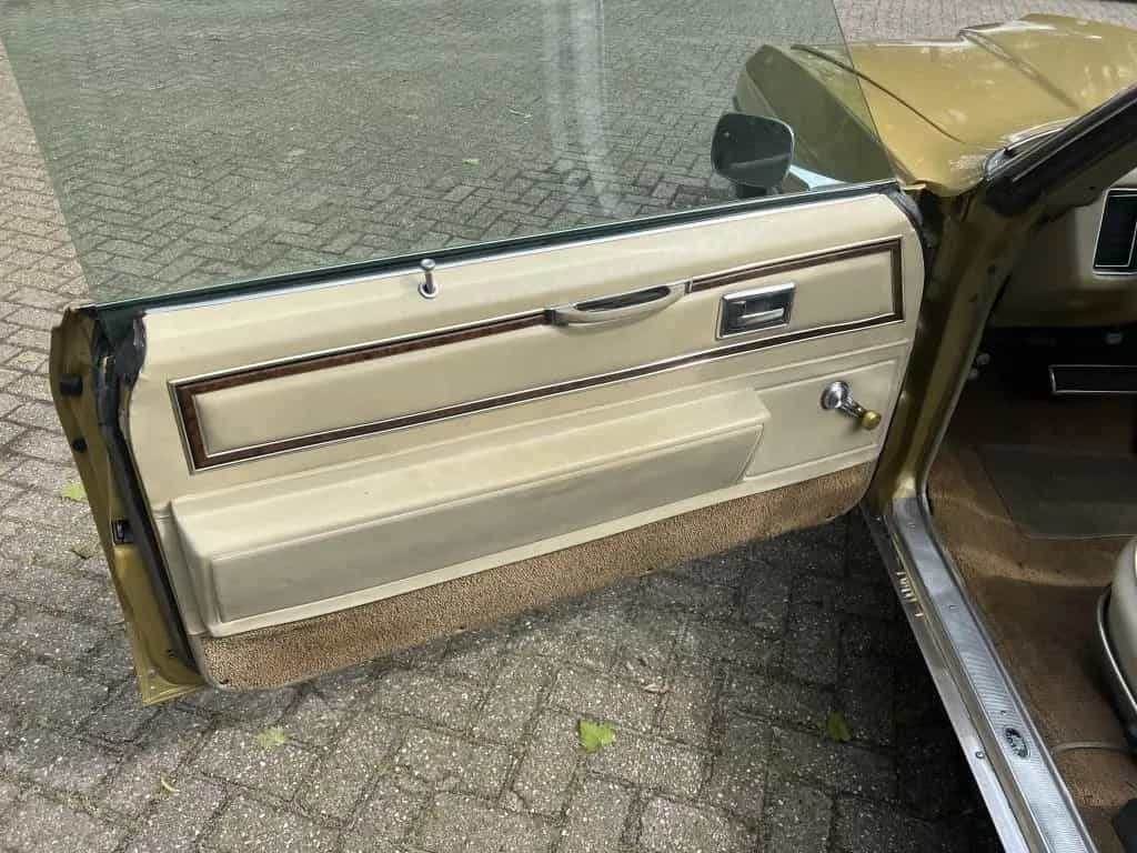 Pontiac Bonneville bonneville 06/1970-photo-11