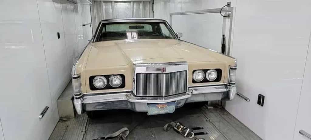 Lincoln Mark III 07/1971-photo-2