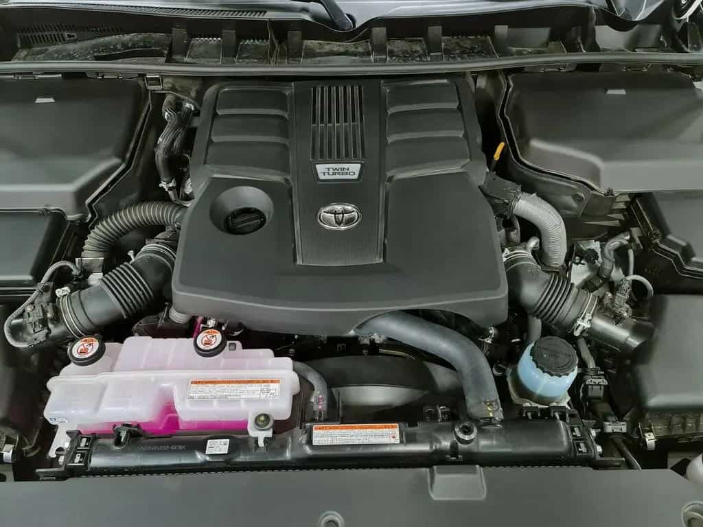 Toyota Land Cruiser LC300+70thANV+NEU+EUreg+HUD+360cam+RearTV+415HP 07/2023-photo-30