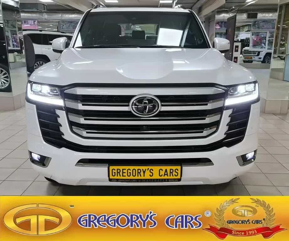 Toyota Land Cruiser LC300+70thANV+NEU+EUreg+HUD+360cam+RearTV+415HP 07/2023-photo-7
