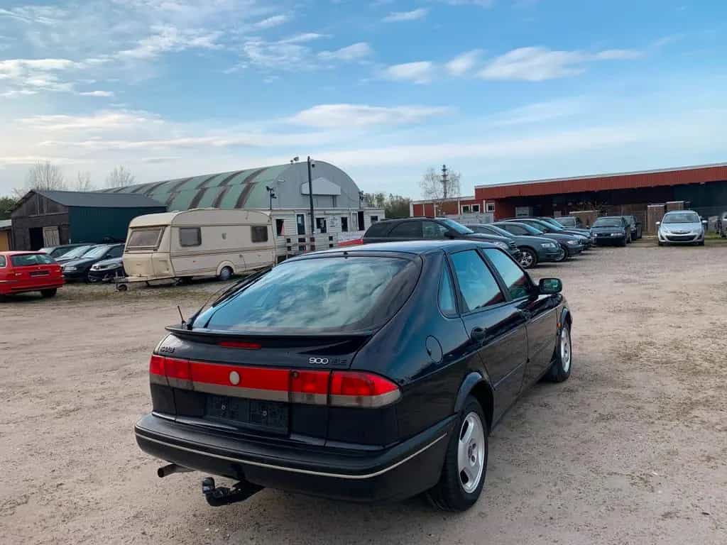 Saab 900 2.3i SE 10/1996-photo-6
