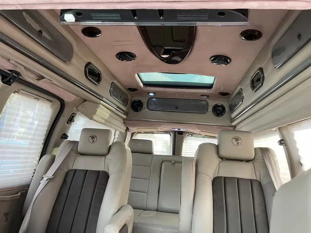 GMC Savana LONG+HIGHroof+NEW+CadillacFace+AWD+FULL 02/2024-photo-23