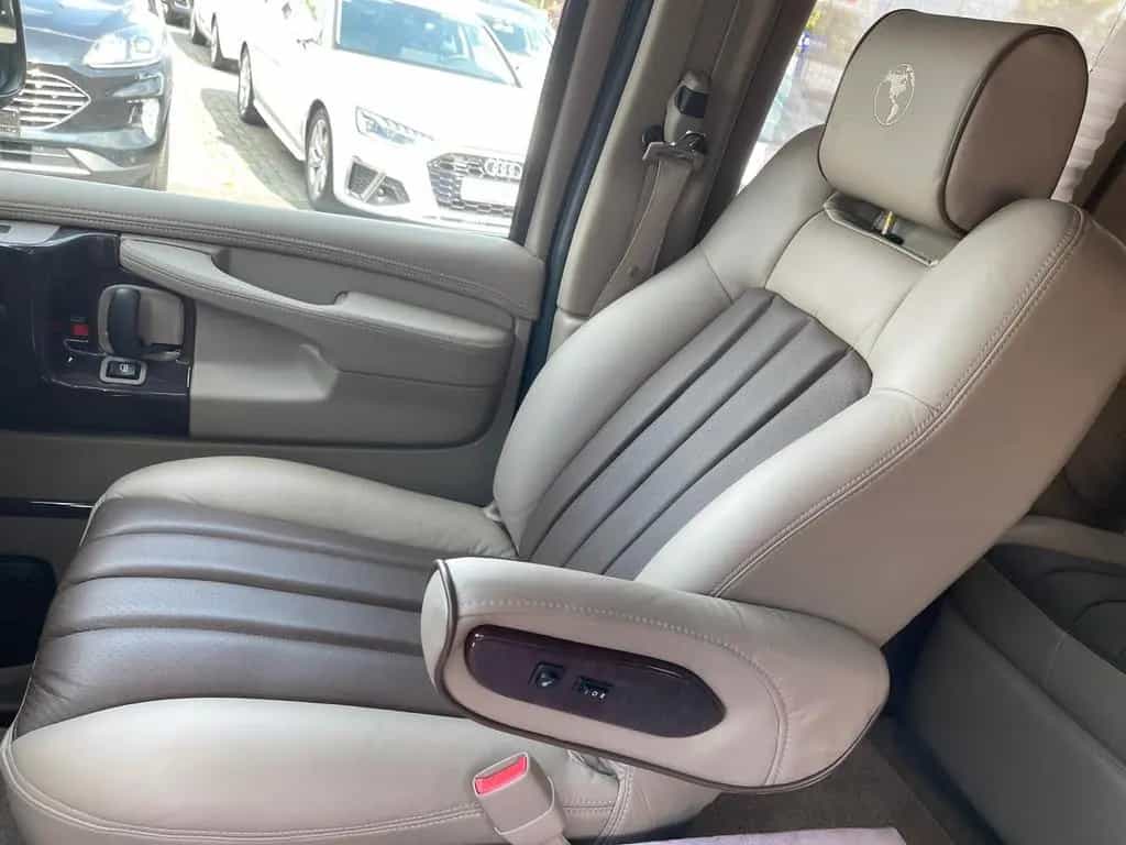 GMC Savana LONG+HIGHroof+NEW+CadillacFace+AWD+FULL 02/2024-photo-24