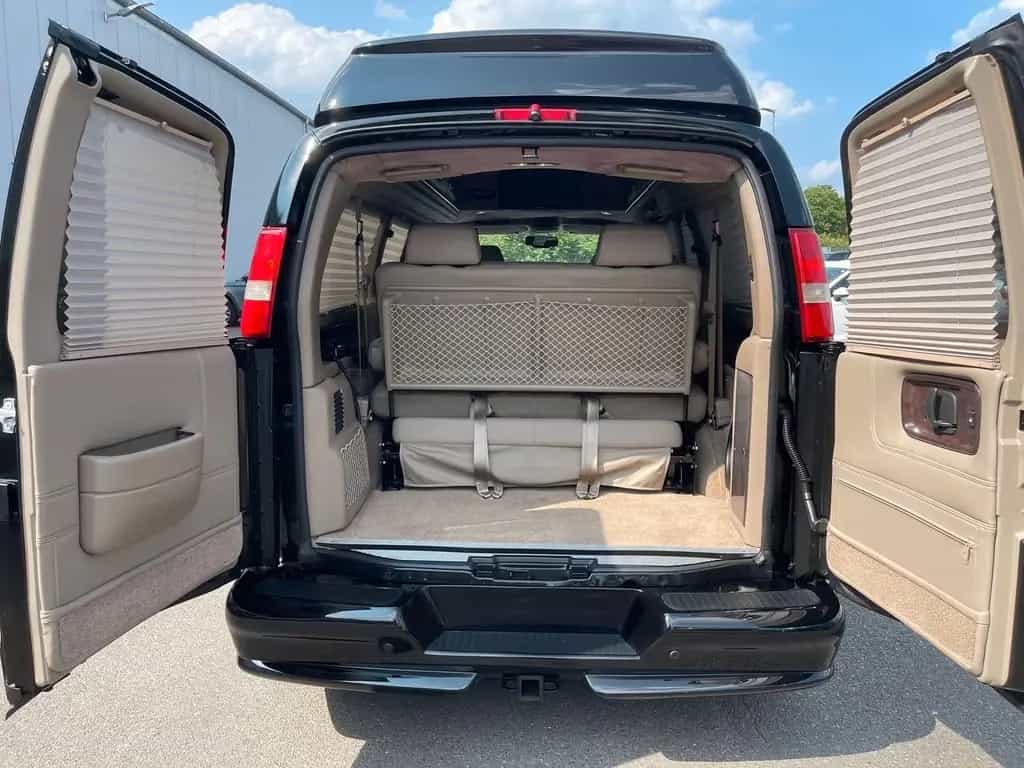 GMC Savana LONG+HIGHroof+NEW+CadillacFace+AWD+FULL 02/2024-photo-7