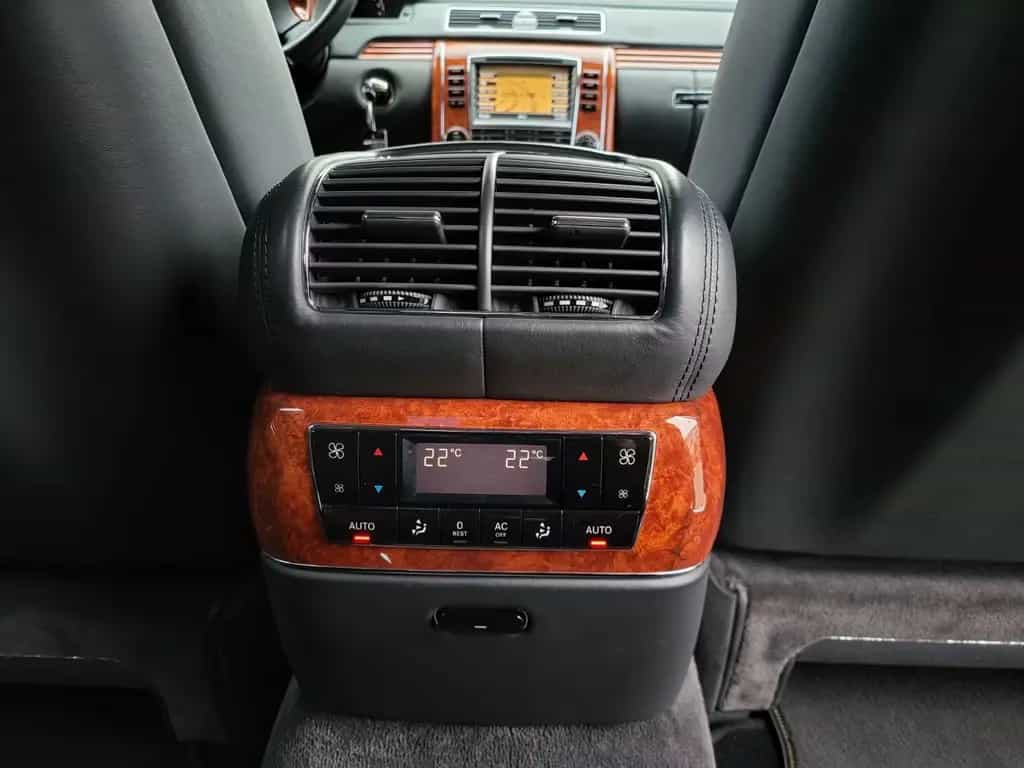 Maybach 57 VOLL+1HAND+DuoTone+1OF300+NeuPreis=685.000€ 02/2008-photo-20