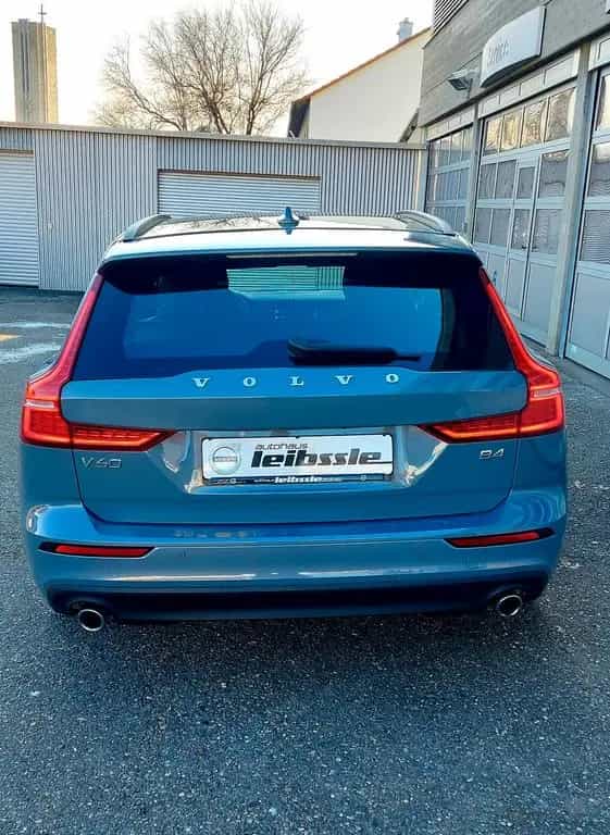 Volvo V60 B4 Diesel Momentum Pro Automatik 10/2021-photo-4
