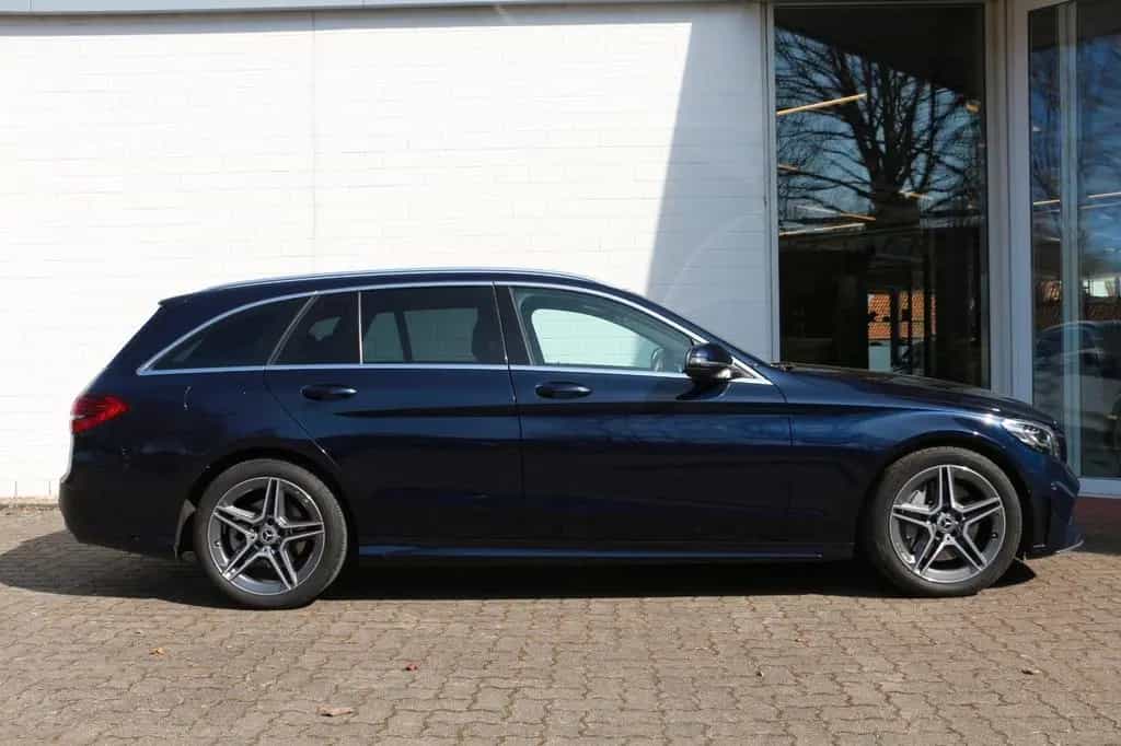 Mercedes-Benz C-Class 300 T Autom., AMG-Line, Distronic, R.-Kamera! 07/2019-photo-4