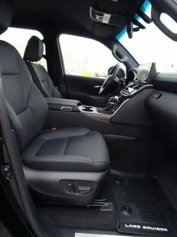 Toyota Land Cruiser LC300+EXECUTIVE+70th+TwinTurbo+415HP+NEU+EUreg 07/2023-photo-16