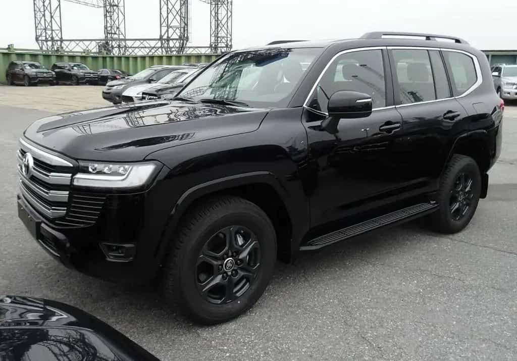 Toyota Land Cruiser LC300+EXECUTIVE+70th+TwinTurbo+415HP+NEU+EUreg 07/2023-photo-2
