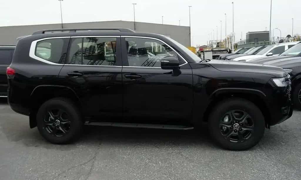 Toyota Land Cruiser LC300+EXECUTIVE+70th+TwinTurbo+415HP+NEU+EUreg 07/2023-photo-7