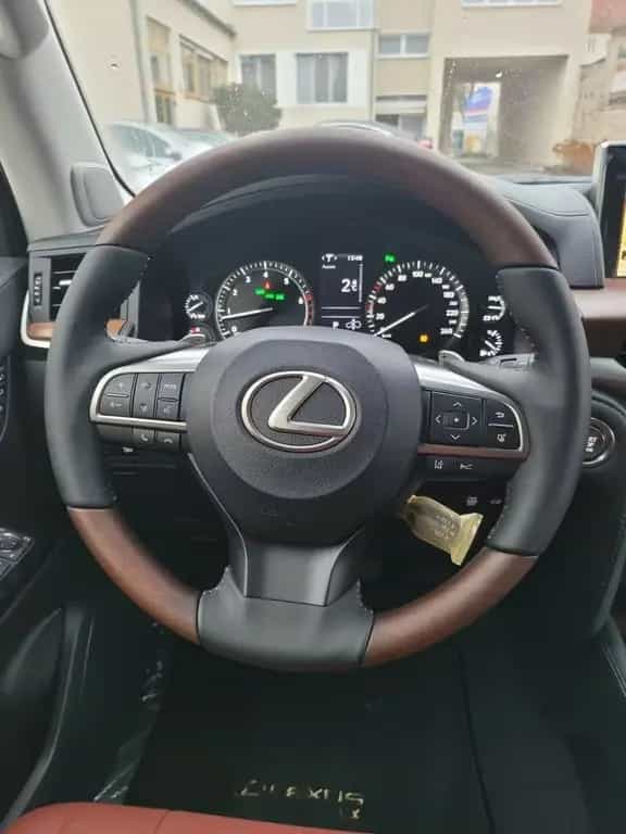 Lexus LX 570 LX570 HERITAGE V8 VOLL+8Seats+EU REG+EU SPEZ 03/2019-photo-9