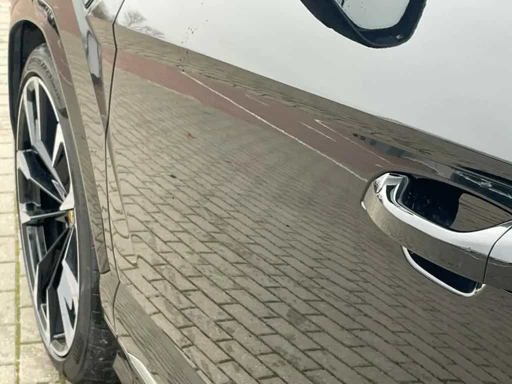 Lamborghini Urus LP650 *PANO*Carbon*HeUp*23*Miete*Mietkauf* 03/2021-photo-9