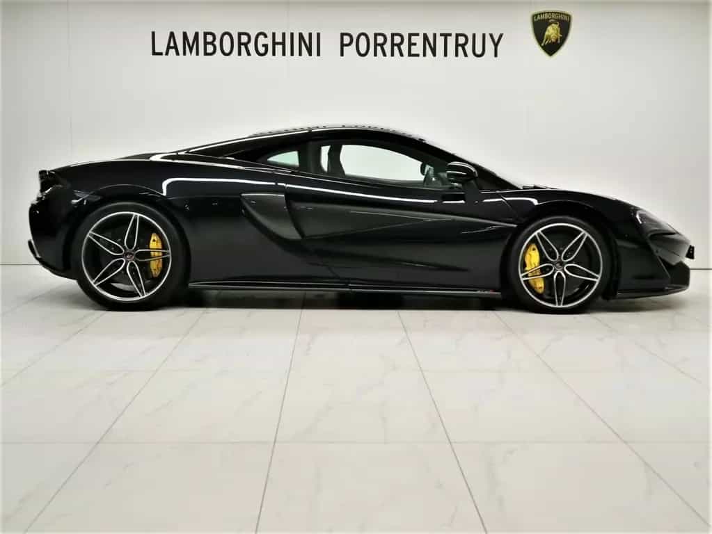 McLaren 570S 3.8 V8 Coupé 01/2018-photo-1