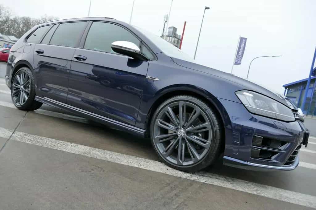 Volkswagen Golf 2.0 TSI DSG 4MOTION BMT R Variant PANO NAVI 01/2017-photo-13