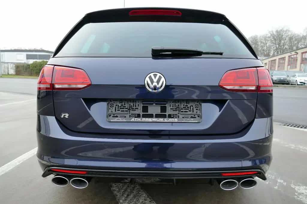 Volkswagen Golf 2.0 TSI DSG 4MOTION BMT R Variant PANO NAVI 01/2017-photo-5