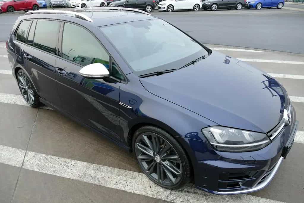 Volkswagen Golf 2.0 TSI DSG 4MOTION BMT R Variant PANO NAVI 01/2017-photo-8