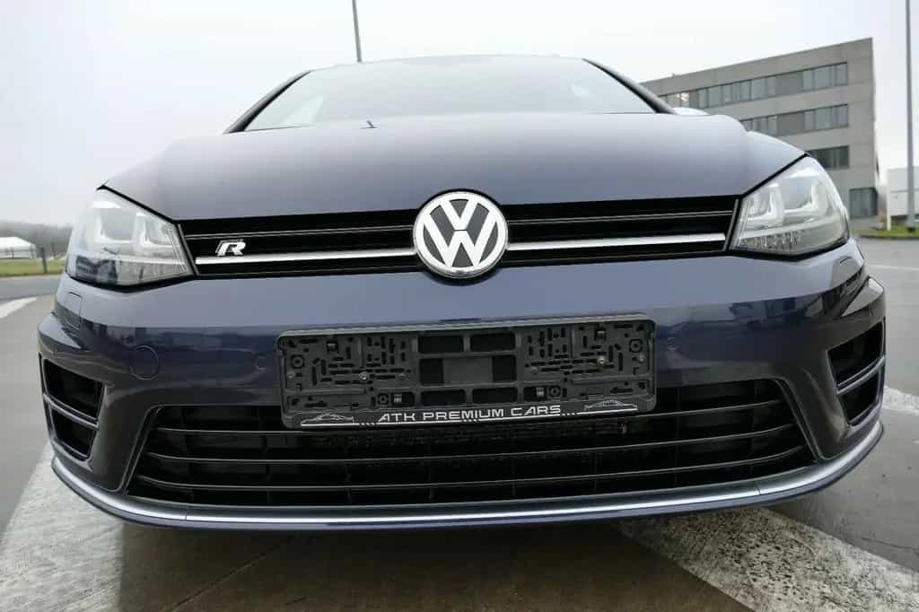 Volkswagen Golf 2.0 TSI DSG 4MOTION BMT R Variant PANO NAVI 01/2017-photo-9