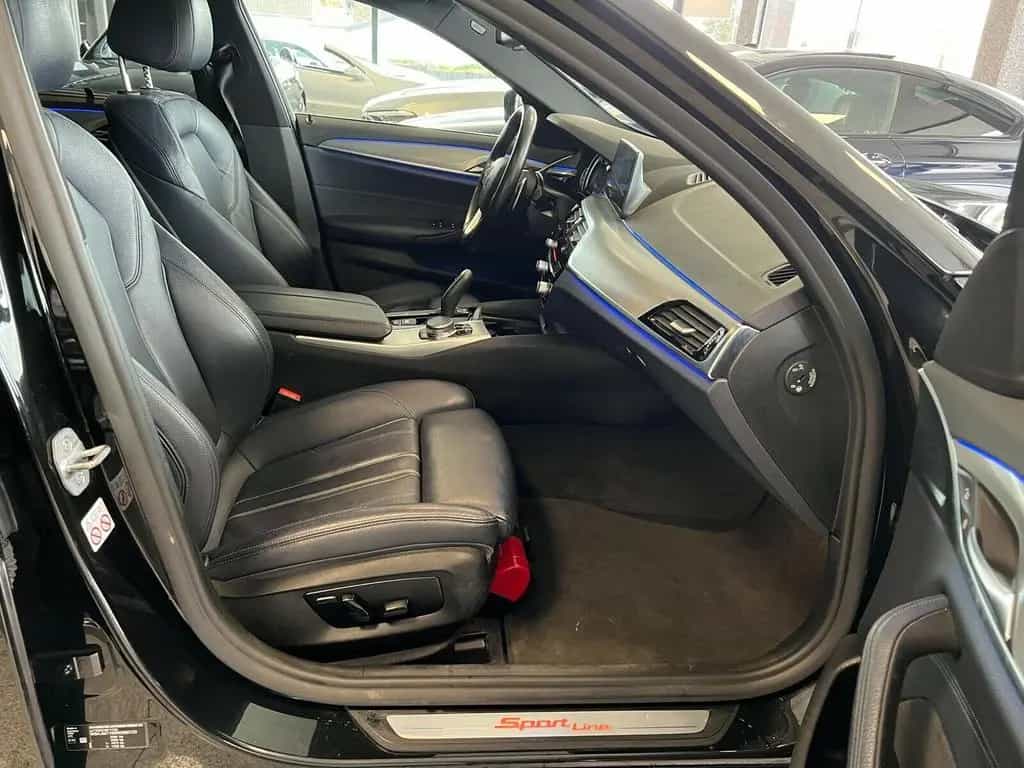 BMW 520 d Sport Line Aut. Pano LED Navi Leder Ambien 07/2018-photo-12